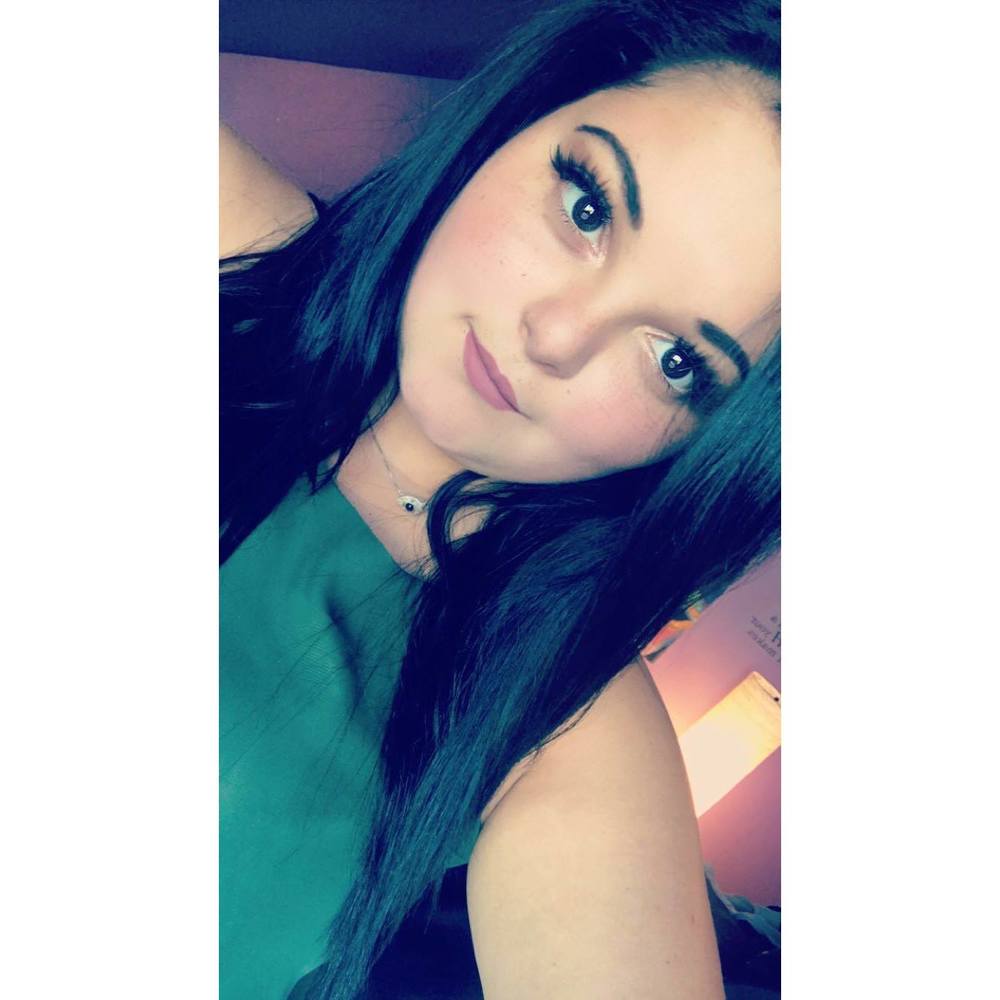 Meet your Posher, Daniela