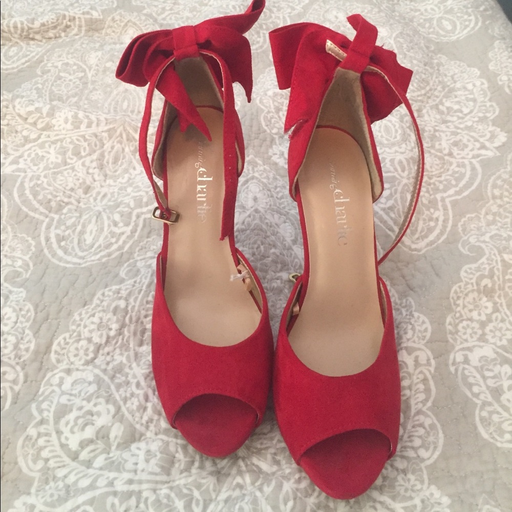 Red bow heels