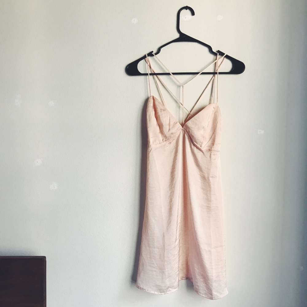 KENALL & KYLIE blush dress