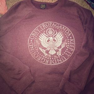 Obey crew neck sweatshirt