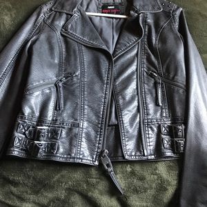 Jacket in mint condition💙new