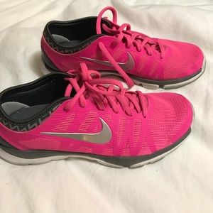 Pink Nike Flex Supreme TR3