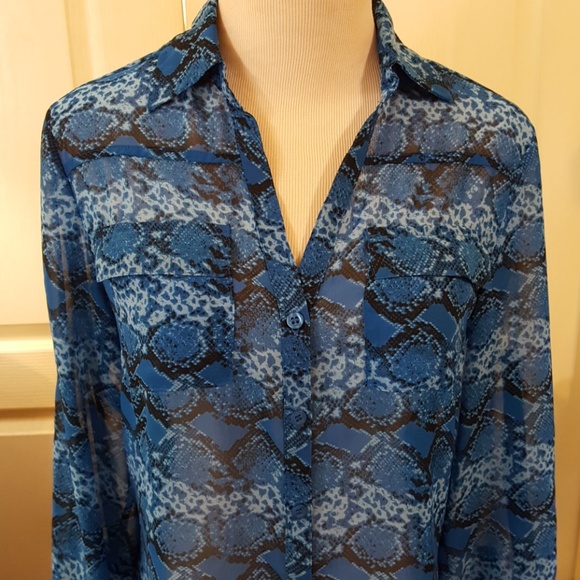 New York & Co. Sheer Blouse. Size Small. - Picture 2 of 8