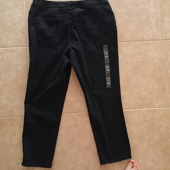 🌺Style & Co Denim Jeans🌺 - Picture 3 of 7