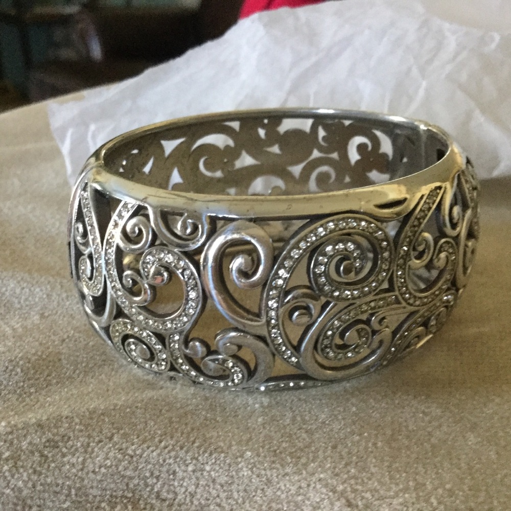 Swirl filigree bangle with sparkle crystals