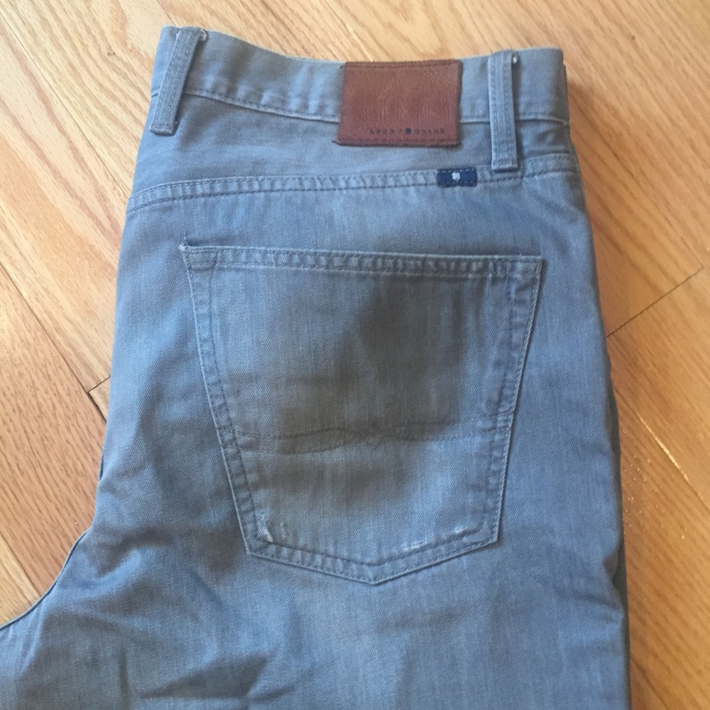 Men's lucky jeans 121 heritage slims. Light gray.