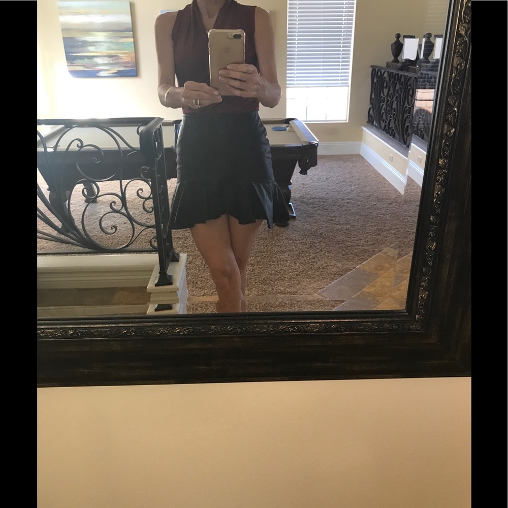 ZARA NWT FAUX LEATHER MINI SKIRT SIZE XS