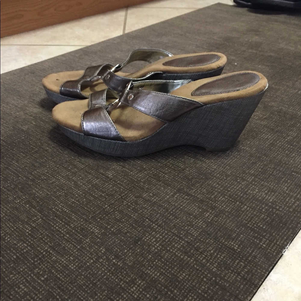 Style and company wedges