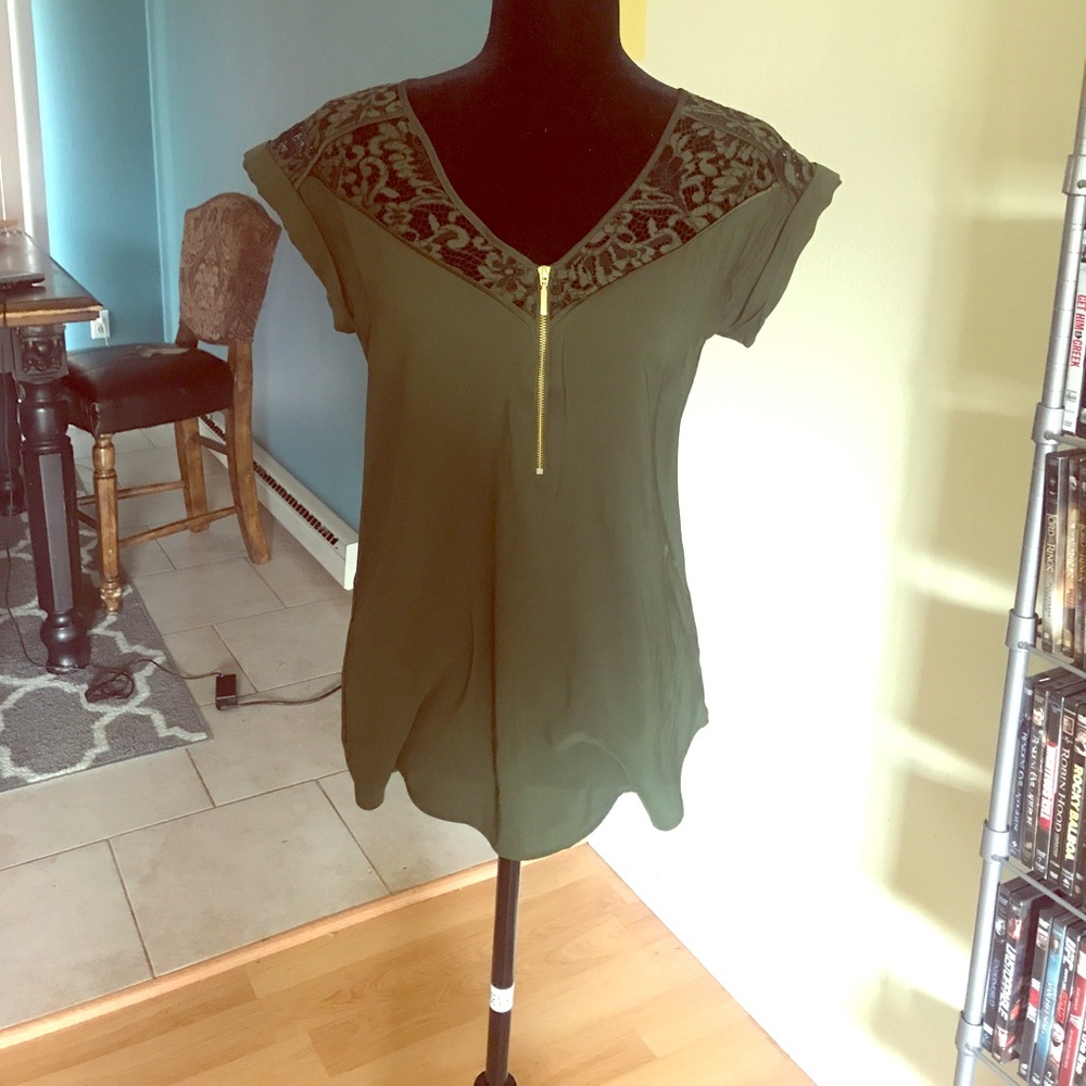 Express Zip up blouse