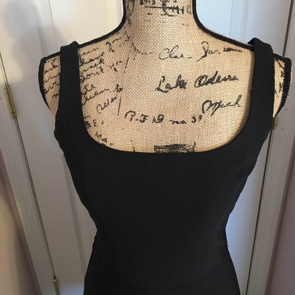 🦋 Butterfly Dress 🦋 - Picture 3 of 7
