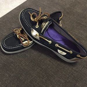 NWOT Black and gold sperrys