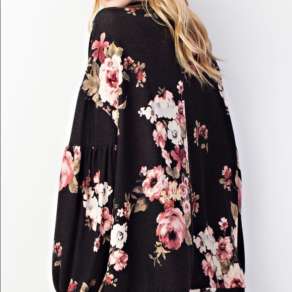 Vintage Floral Tunic- BLACK - Picture 5 of 6