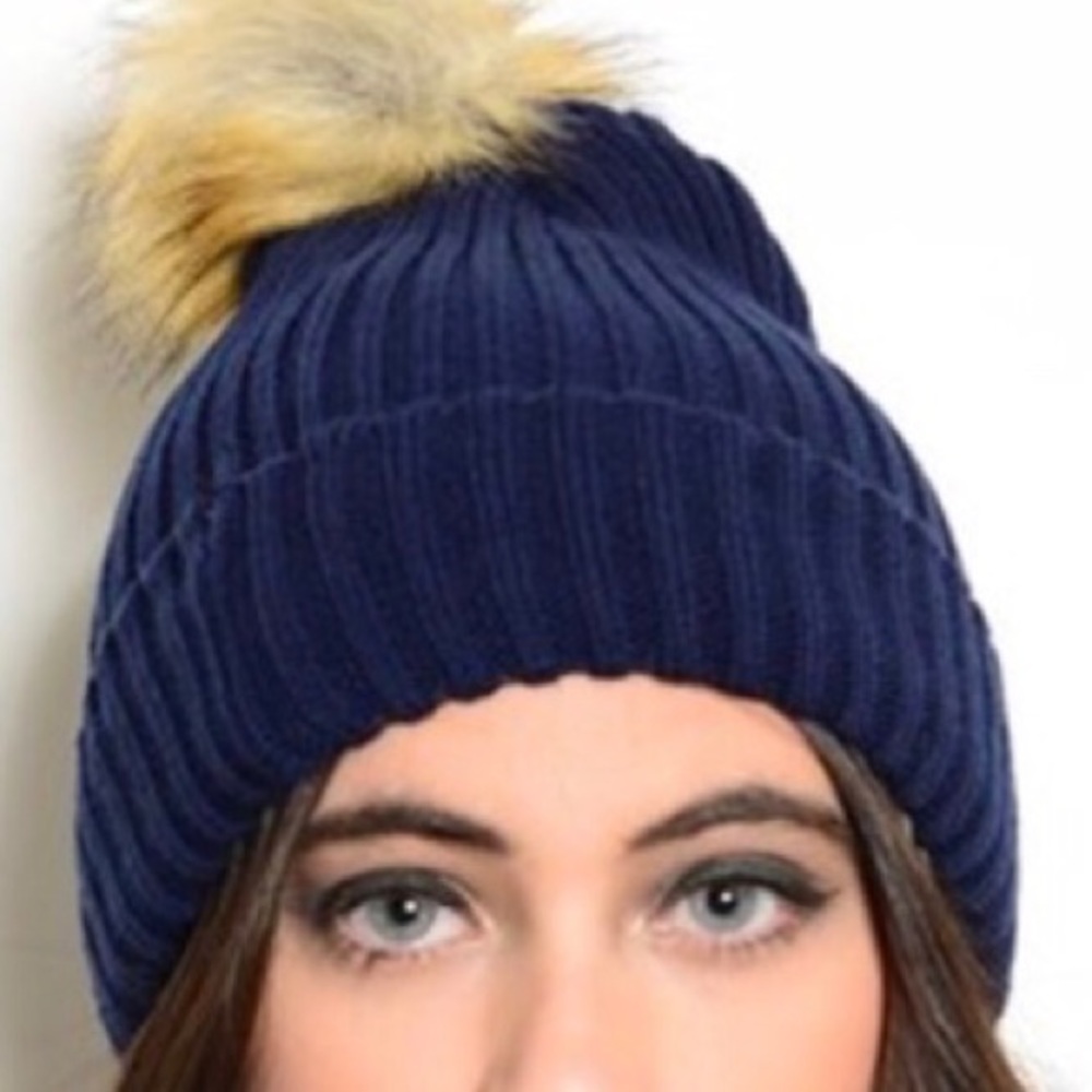🆕Pom Beanie - Navy Blue