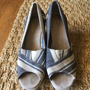👠TOMS wedges MAKE OFFERS 👠