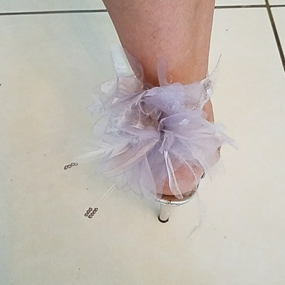 Shoes - Picture 2 of 4