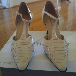 Worthington Nude excellent condition heels