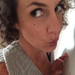 Meet your Posher, Brooke