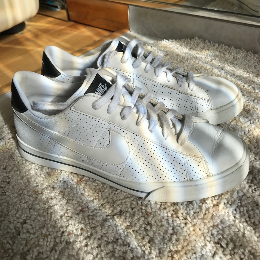 Men's Nike sneakers