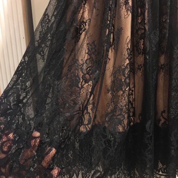 lacey skirt - Picture 2 of 4