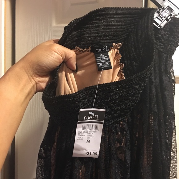 lacey skirt - Picture 4 of 4