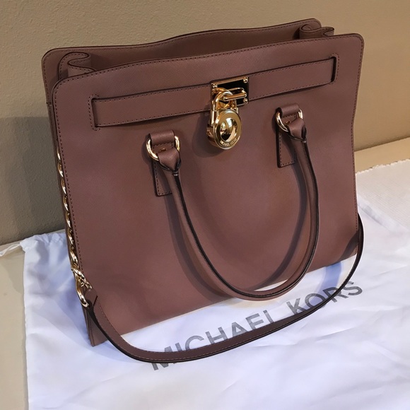 Michael Kors Purse - Picture 1 of 4