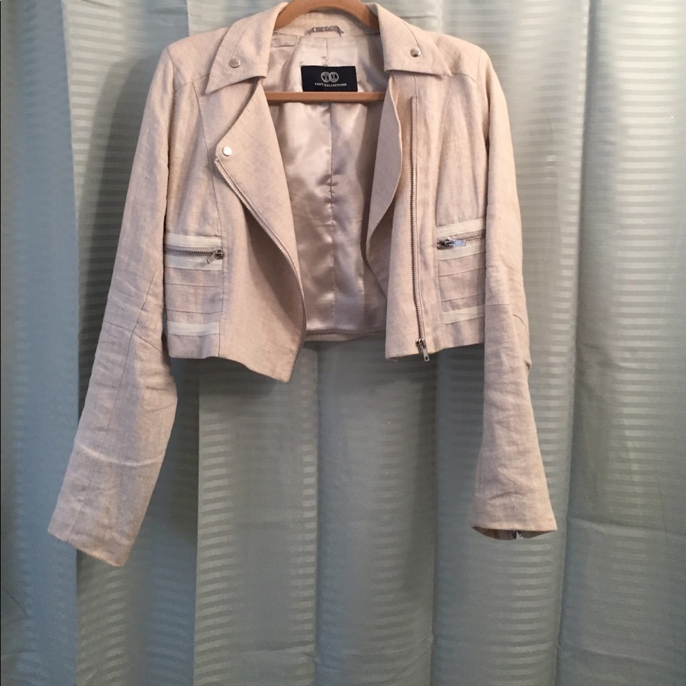 Cute sand colored blazer