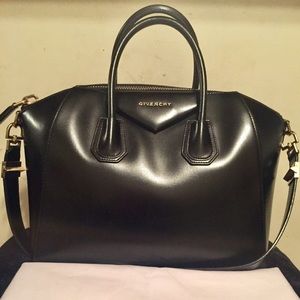 Givenchy Medium Antigona Satchel