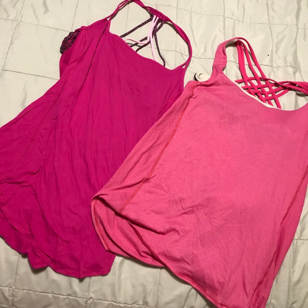 Lululemon top with built in bra