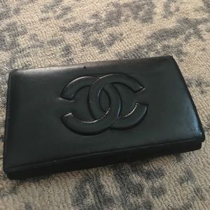 CHANEL flap wallet