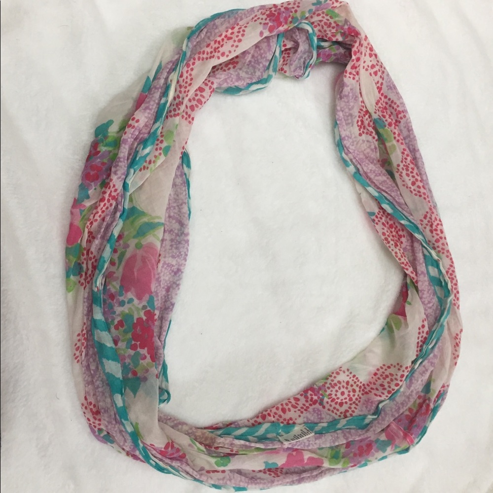 American Eagle Infinity Scarf
