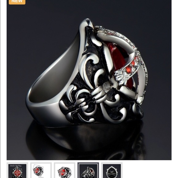 ✝️Men’s Antique Silver Black Gemstone Cross Ring✝️ - Picture 3 of 4