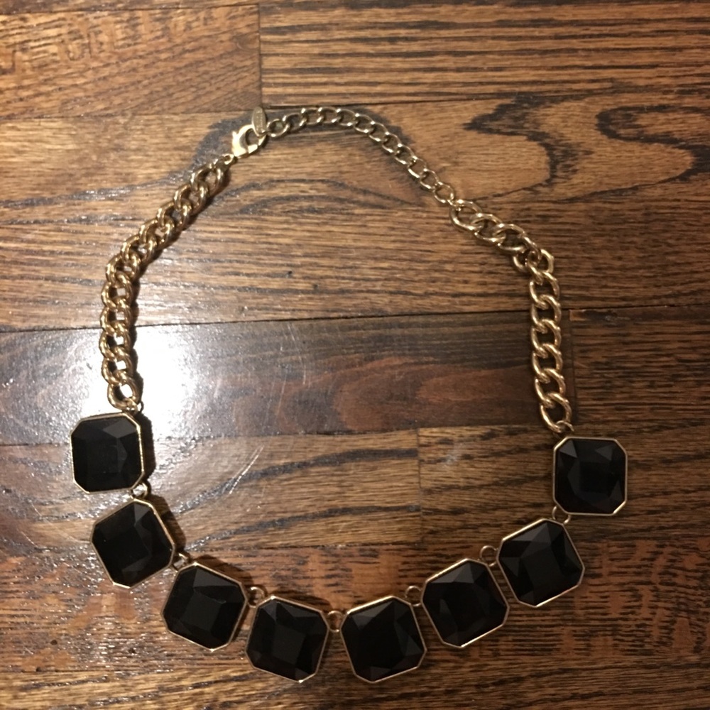 Black BP statement necklace in perfect condition‼️