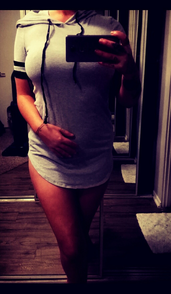 Tight gray short sleeve hoodie