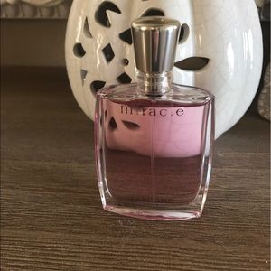 Full bottle of Lancôme Miracle Perfume
