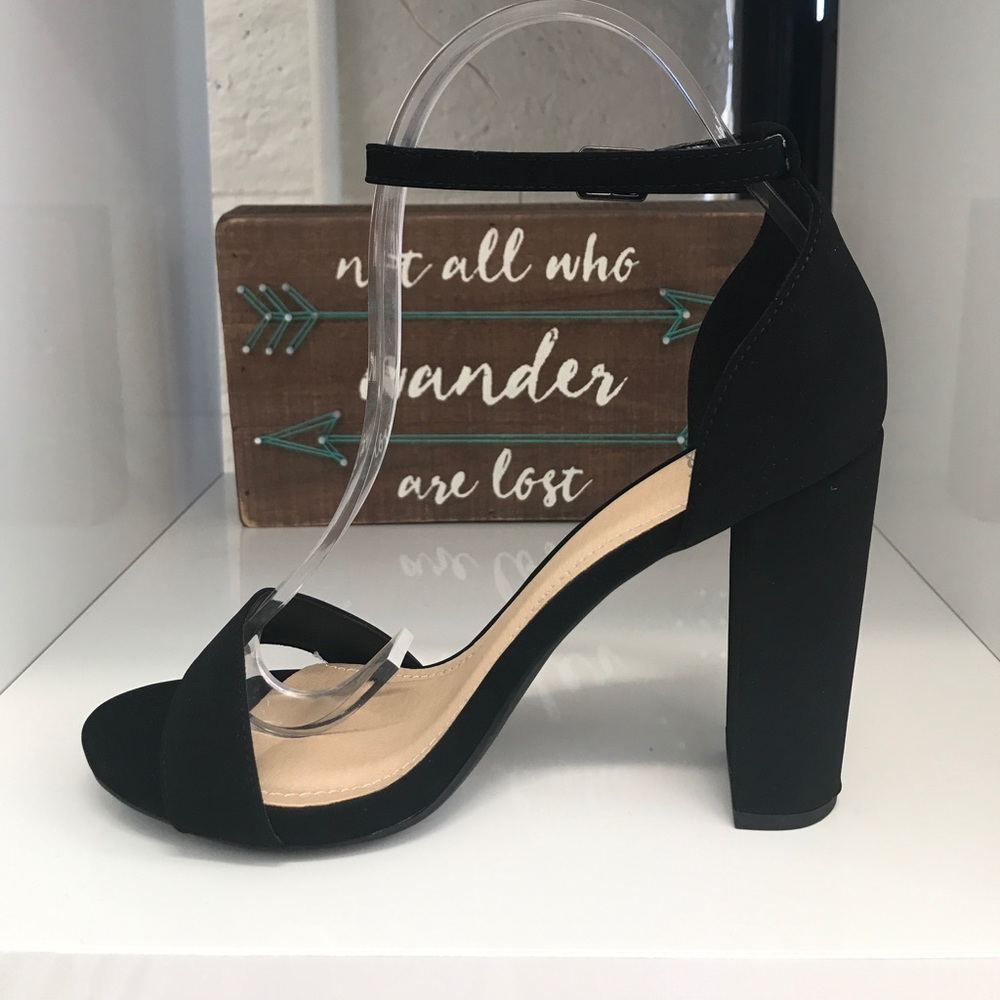🎉HP🎉 ✨Andrea Heels✨ - Picture 3 of 4