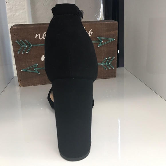 🎉HP🎉 ✨Andrea Heels✨ - Picture 4 of 4