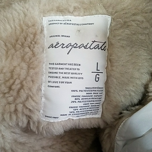 NWT- size Large Aeropostale puffer coat - Picture 4 of 4