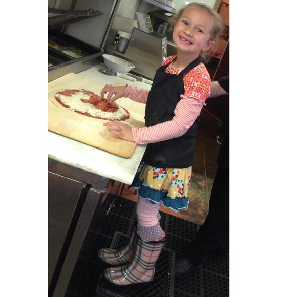 Burberry Nova Check Frogrise Rain Boots🐸 ☔️ - Picture 3 of 5