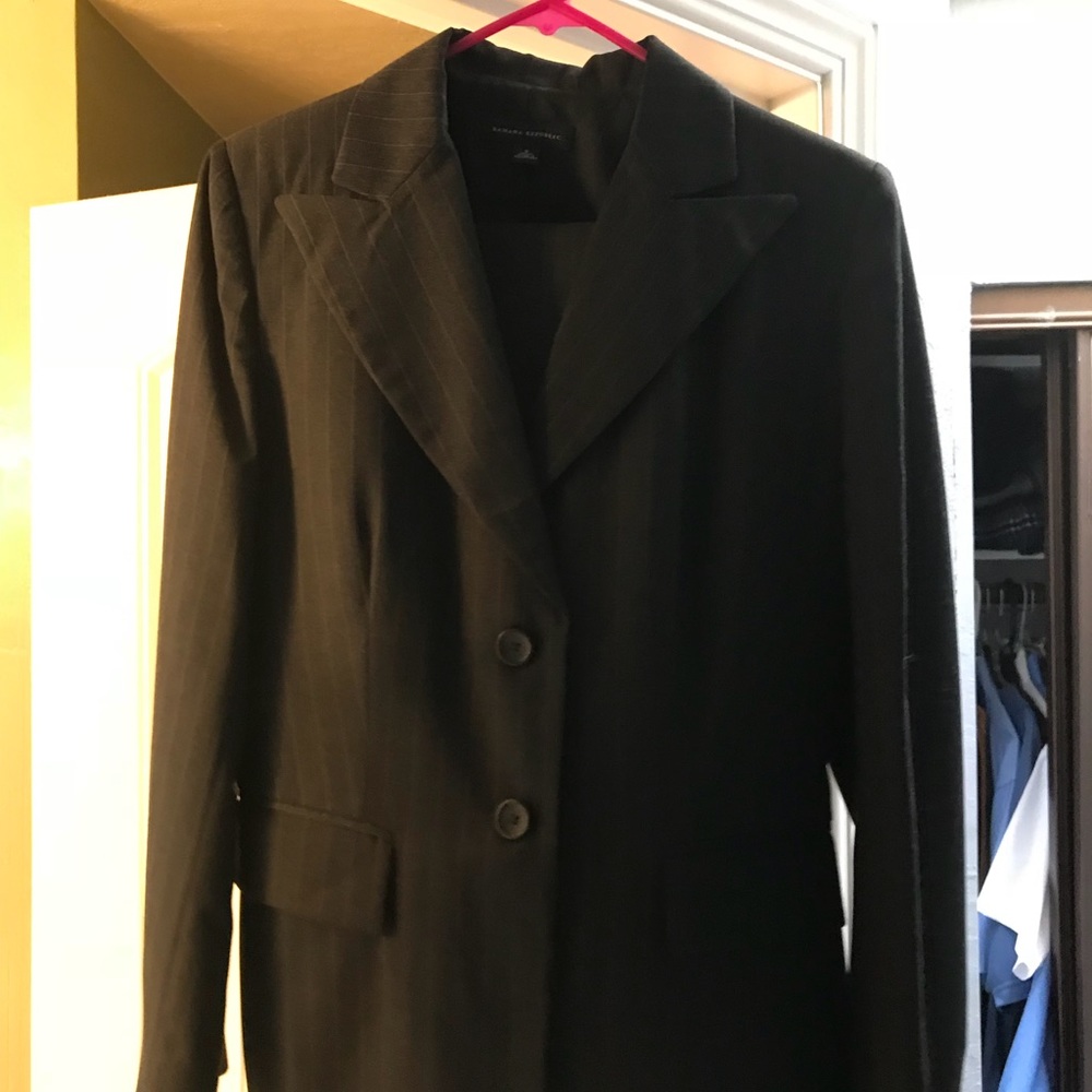 Banana republic grey pinstripe suit
