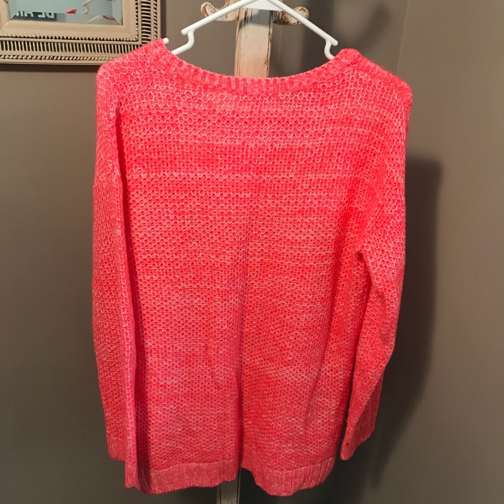 Sweater - Picture 4 of 6