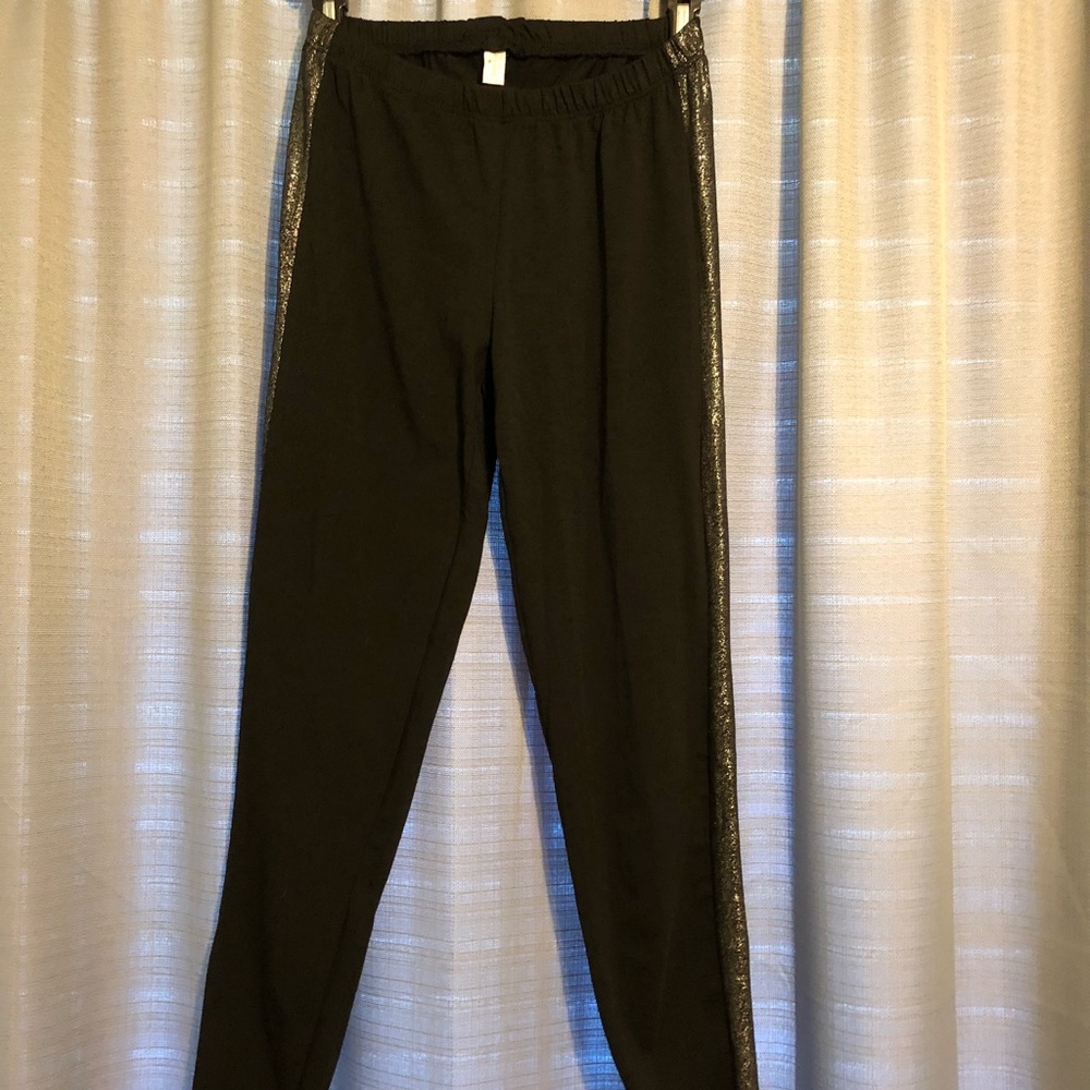 Black leggings with shooter tuxedo stripe