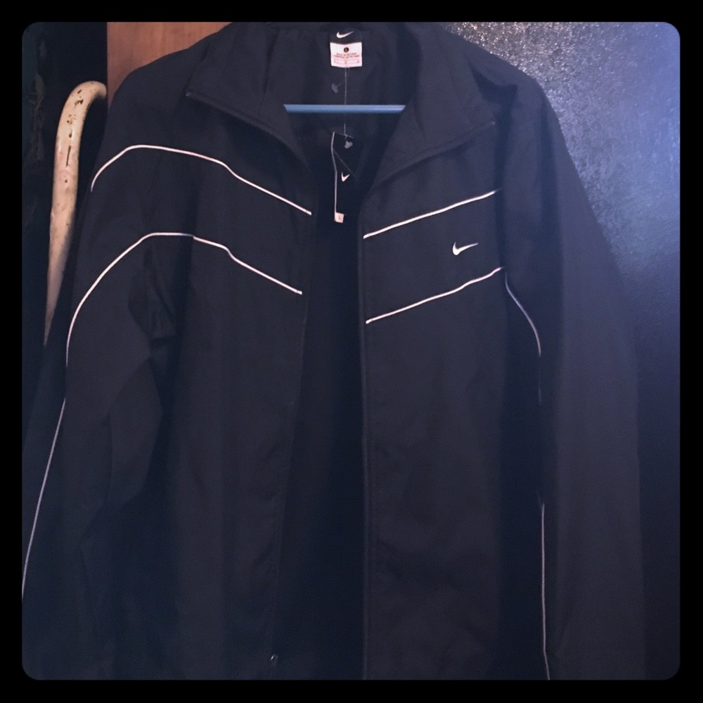 NWT dark blue Nike windbreaker