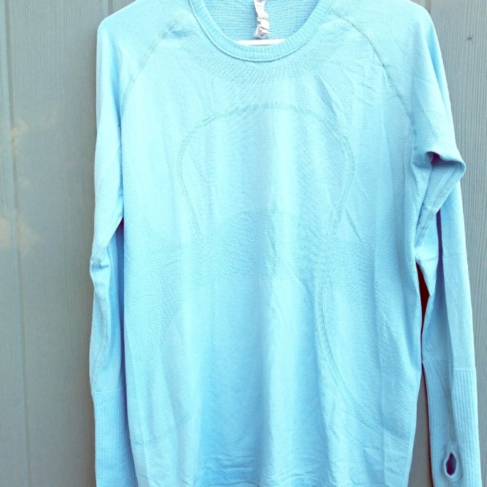 Lululemon swiftly tech long sleeve in Light Blue