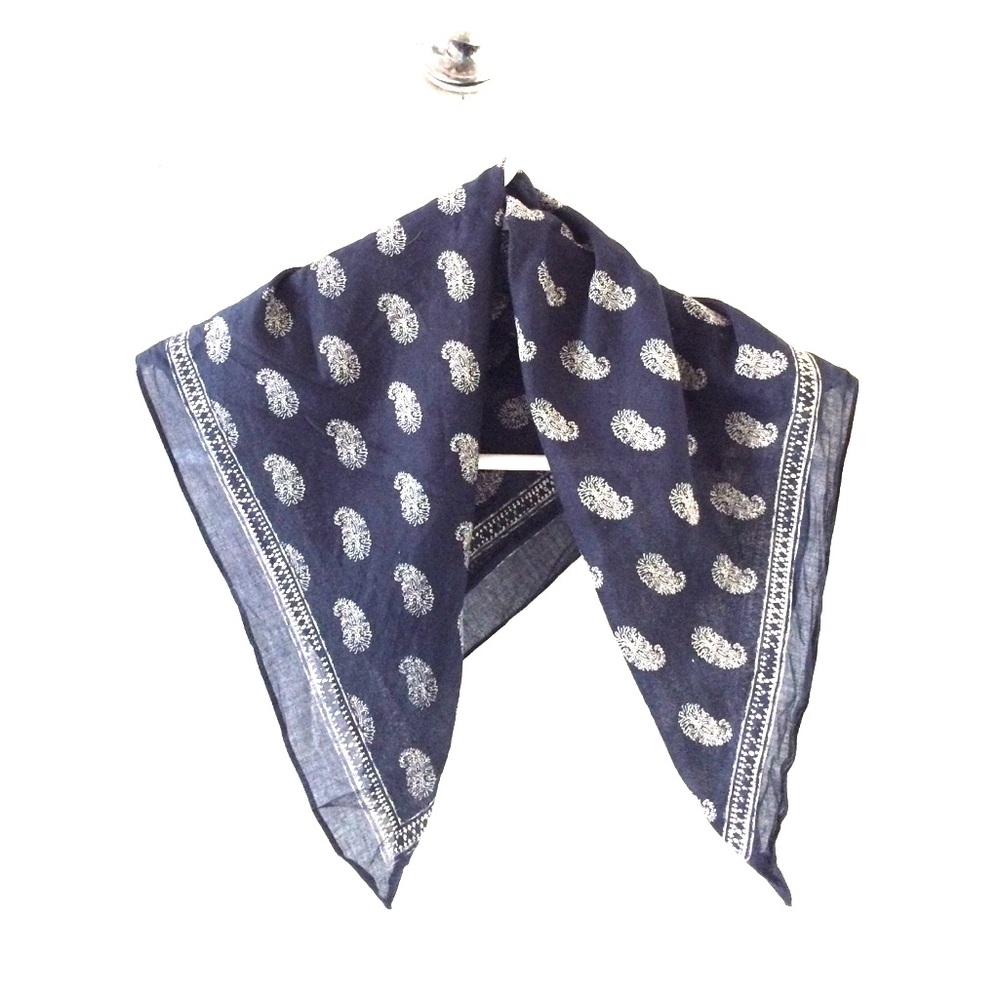 Madewell navy bandana