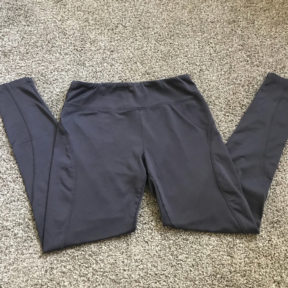 Grey women’s leggings 👌🏻