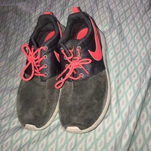 Running shoes 👏🏻🏃🏼‍♀️