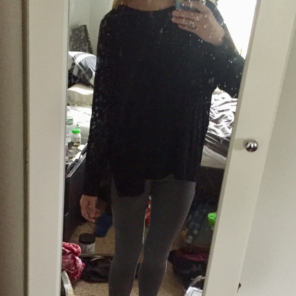 Tobi plain, black, long sleeve shirt.