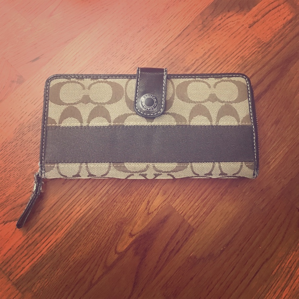 Coach wallet