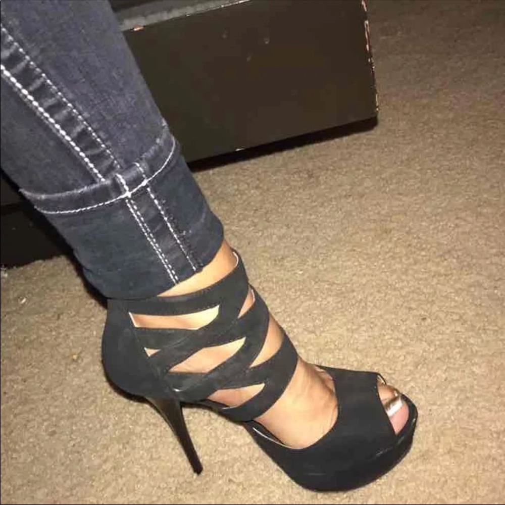 Charlotte Russe size 8 strapping heels