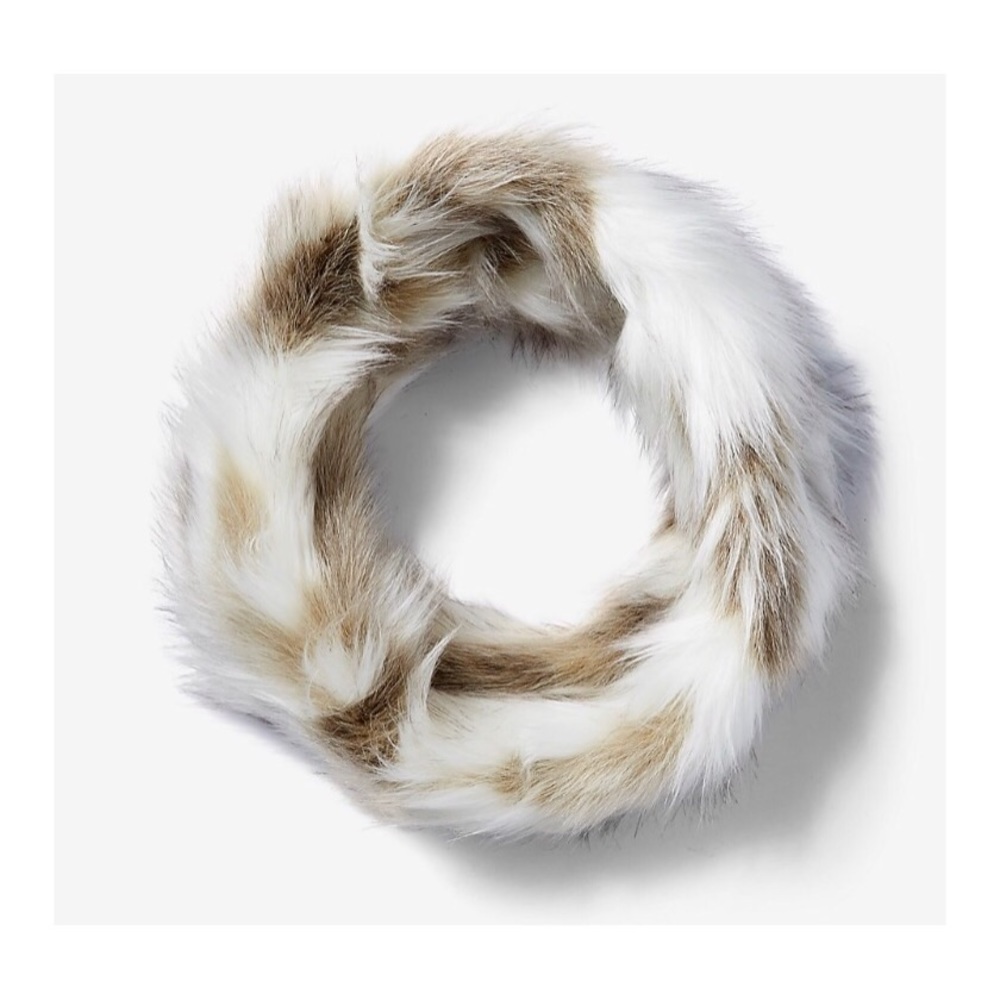 Neutral Faux Fur Stole - NWT